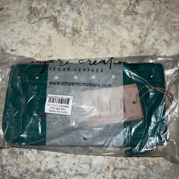 Teal Ampere Vegan Leather Wristlet convertible Crossbody Bag | New in packaging - Picture 2 of 4